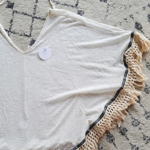 Gorgeous tunic!! - Picture 5 of 5